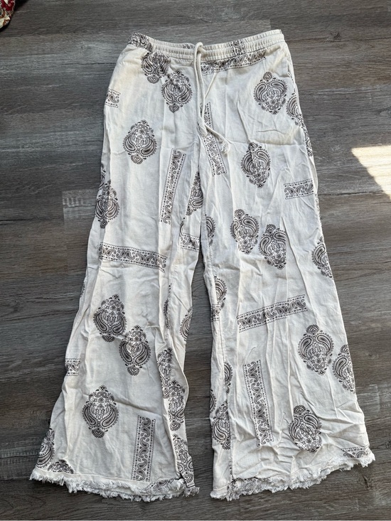 H&M Pants - Divided Boho Wide-Leg Printed Lounge Pants Paisley Cream Brown Hippie Boho XXS